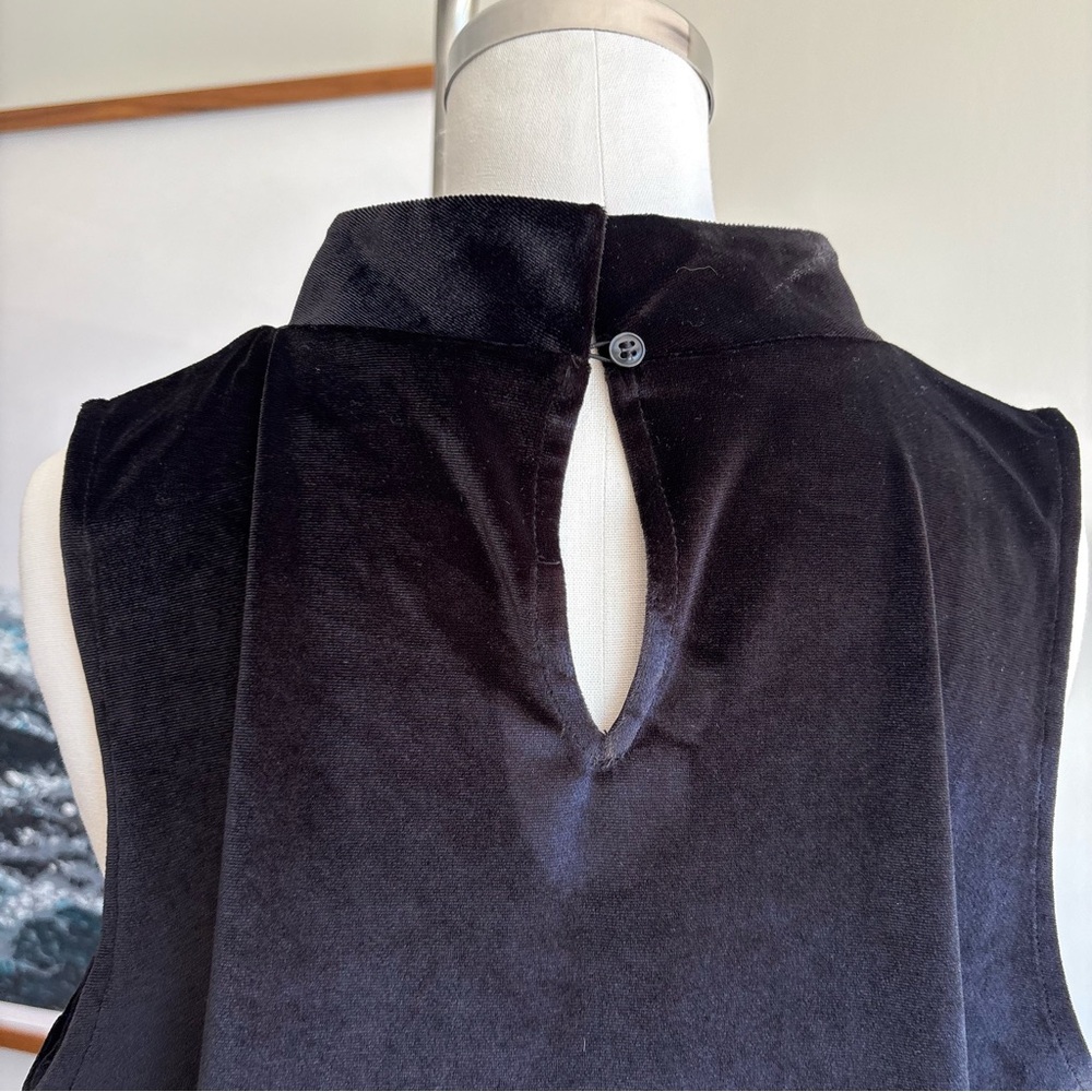 LOFT Black Sleeveless Velvet Mock Turtleneck Top Medium - Picture 5 of 8